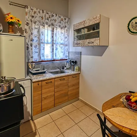Blue Paradise Apartment Nopigia